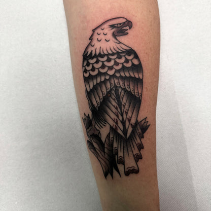 Tatouage avec Kevin : Tradition et Passion