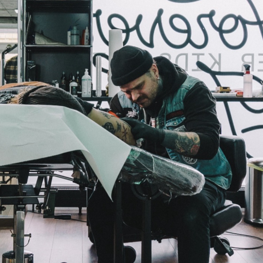 Kevin Breitschmid / Tattoo Artist