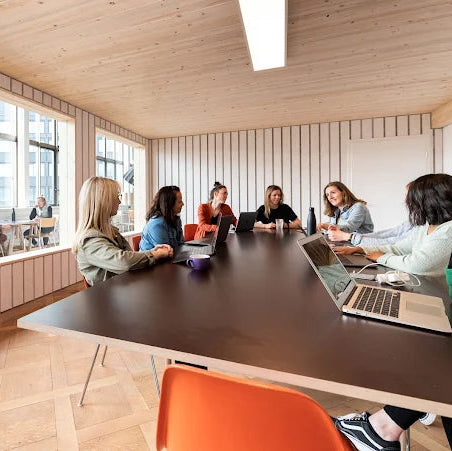 P15 Coworking, Meeting & Events : MEDIUM