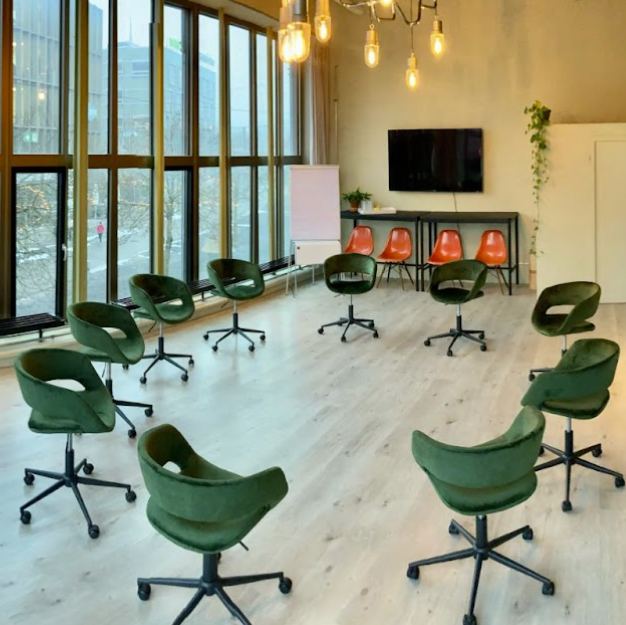 BE | Bienne | P15 Coworking, Meeting & Events : LARGE
